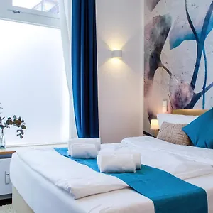 Homely 5 - Trendy Self-check-in In , Munich Germany